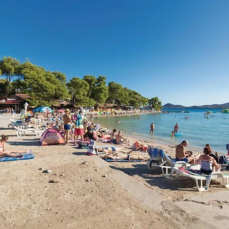 Holiday home 04 Lisane Ostrovicke